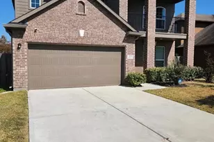 4623 Cres Lake Cir, Baytown, TX 77521 - Photo 2