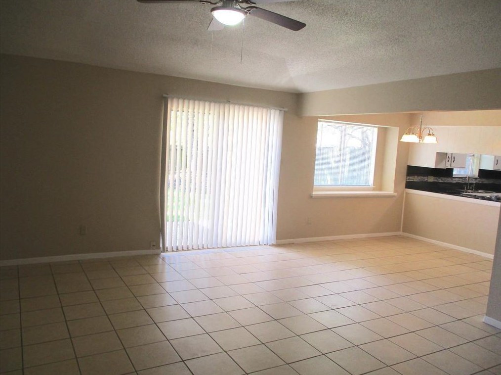 6222 Forestgate Dr, Spring TX  77373-7309 exterior