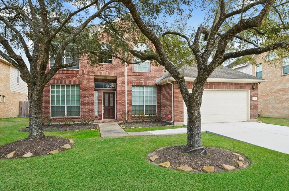 3313 Pebble Beach Ln, Pearland, TX 77584