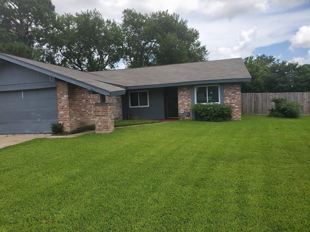 15815 Boonridge Rd, Houston, TX 77053