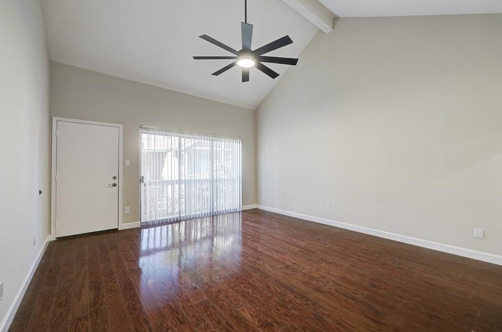 2100 Tanglewilde St Apt 226, Houston, TX 77063
