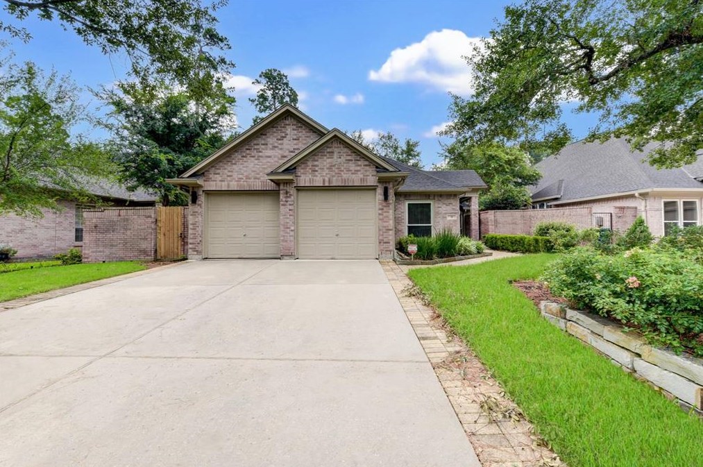 35 Silkbay Pl, Spring TX  77382-1604 exterior