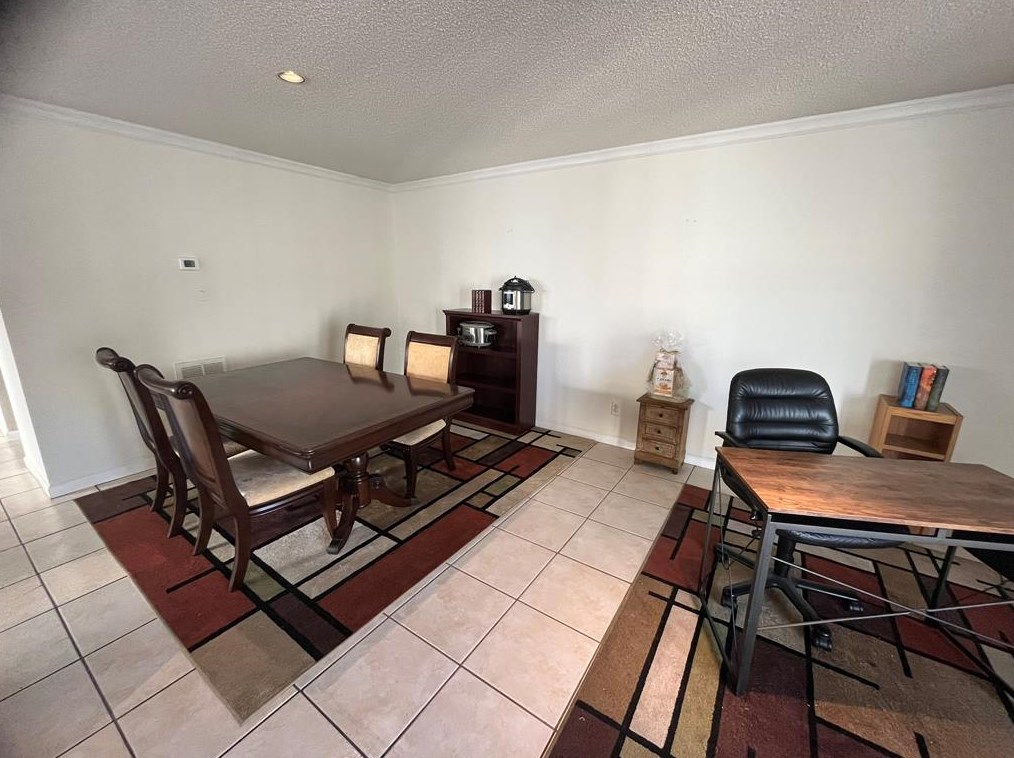 2984 Meadowgrass Ln, Houston TX  19195-1802 exterior