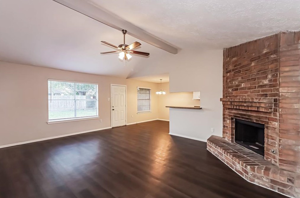 4203 Stonehenge Trl, Houston, TX 77066-3633