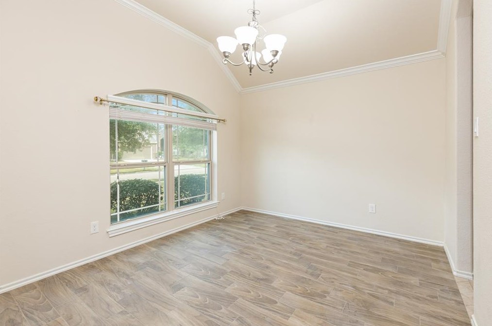 13718 Slate Mountain Ln, Houston TX  77044-3002 exterior