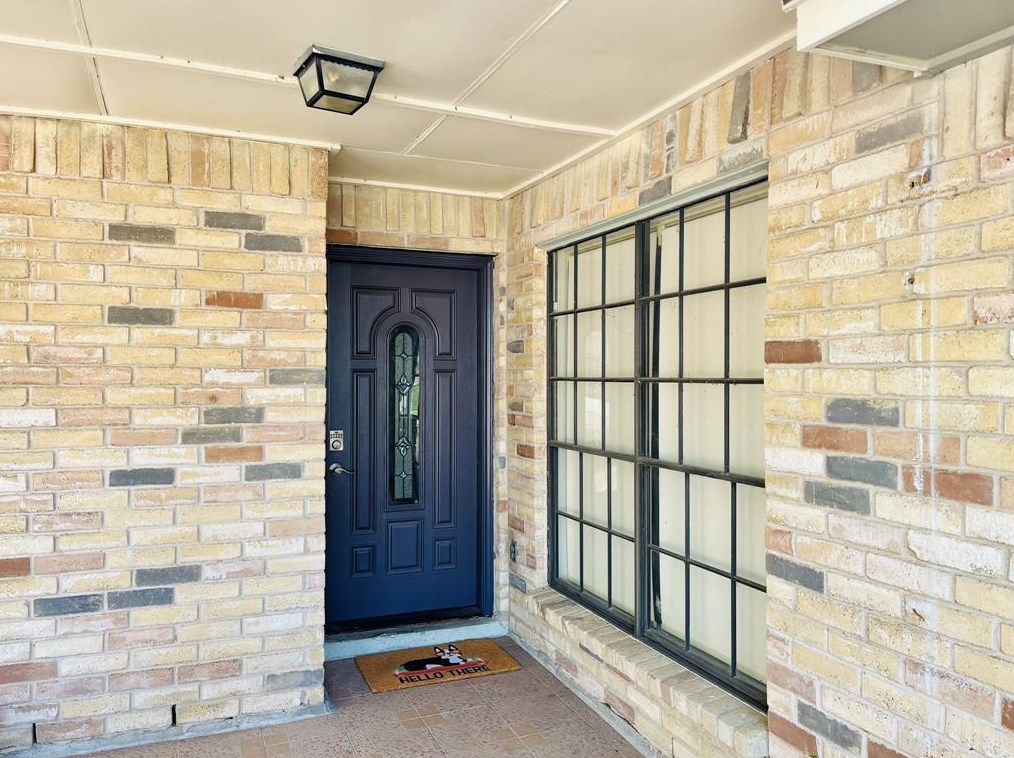 4310 Hawk Meadow Dr, Katy TX  77449-5555 exterior