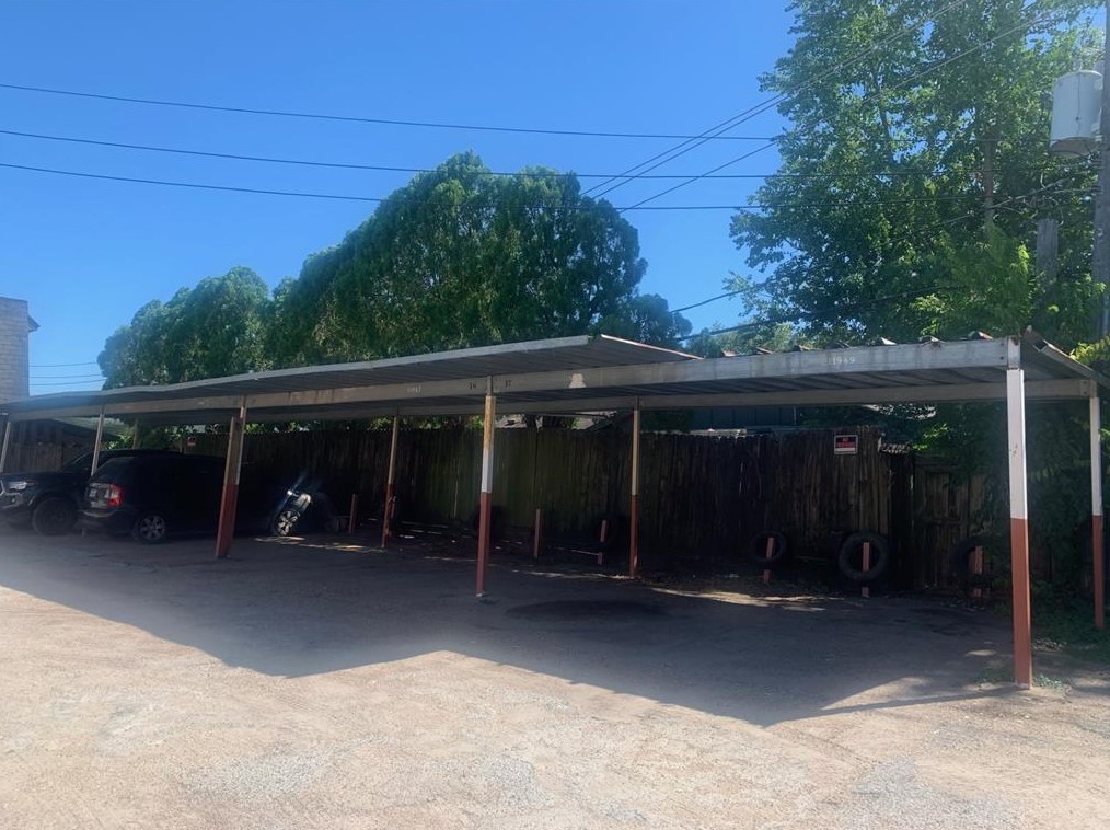 11947 Beechnut St, Houston TX  77072-4028 exterior