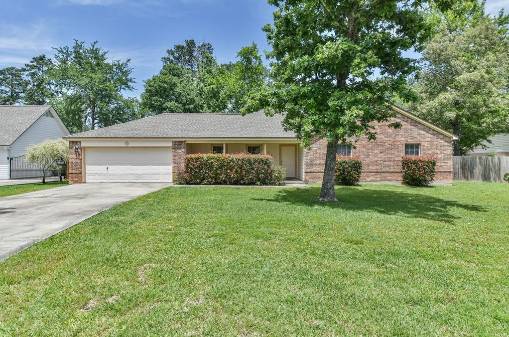 7202 Black Forest Dr, Magnolia, TX 77354