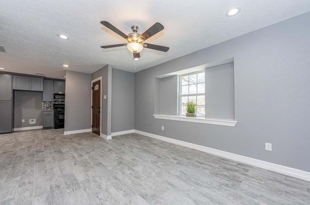 308 Sachnik Dr, Pasadena TX  77502-4814 exterior