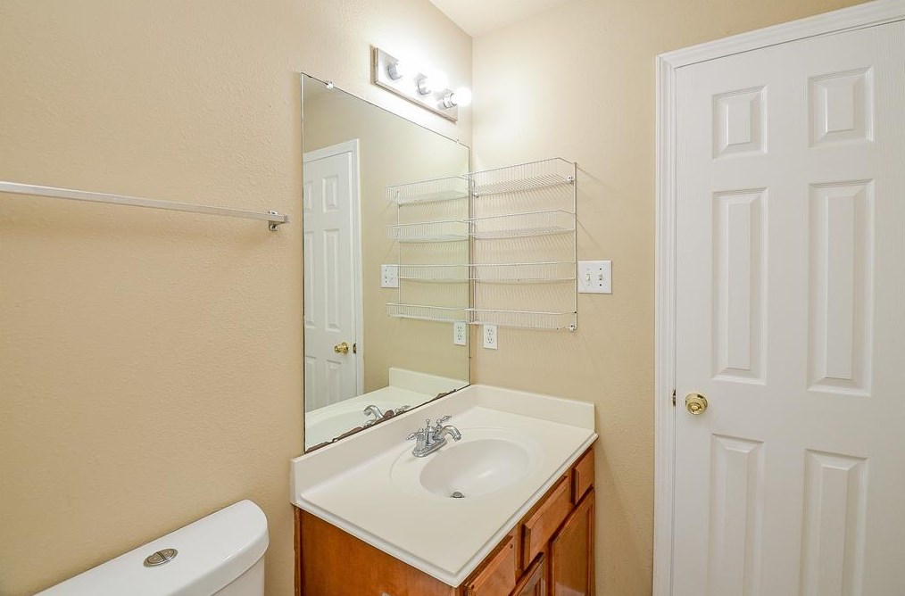 12551 Ashford Riv, Houston TX  77072-5663 exterior