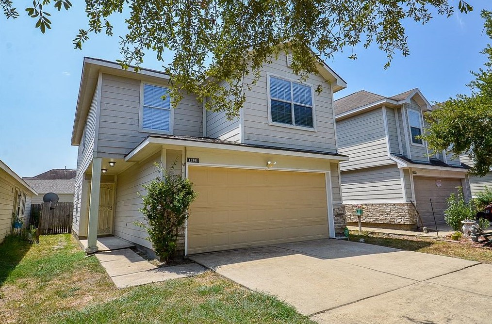 12551 Ashford Riv, Houston, TX 77072-5662