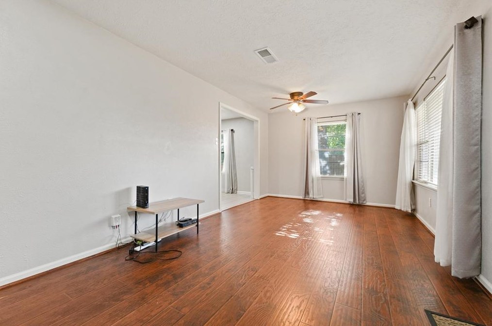 2908 Trenton Rd, Houston, TX 77093-3531
