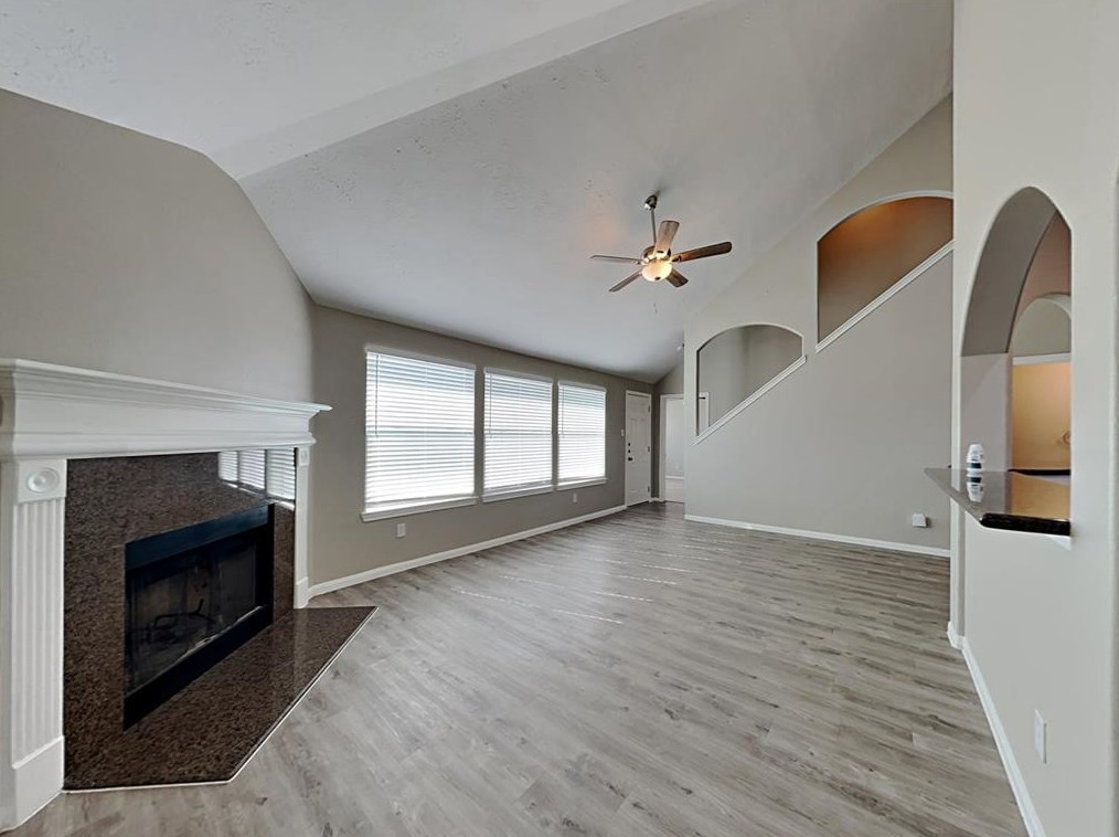 14906 Sparks Ct, Baytown TX  77523-2882 exterior