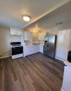 710 Winding Way St, Richwood, TX 77566