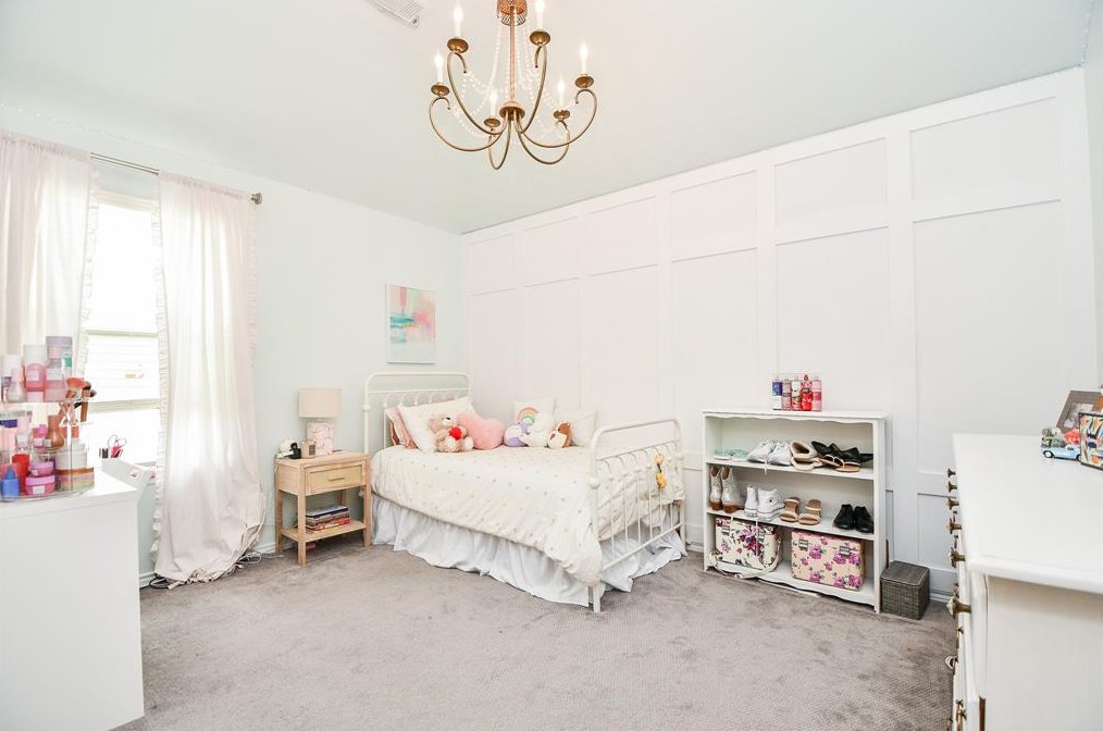 5526 Walnut Gln Ln, Richmond TX 77471-2681 exterior