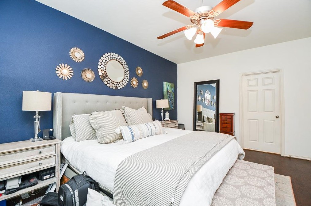 5526 Walnut Gln Ln, Richmond TX 77471-2681 exterior