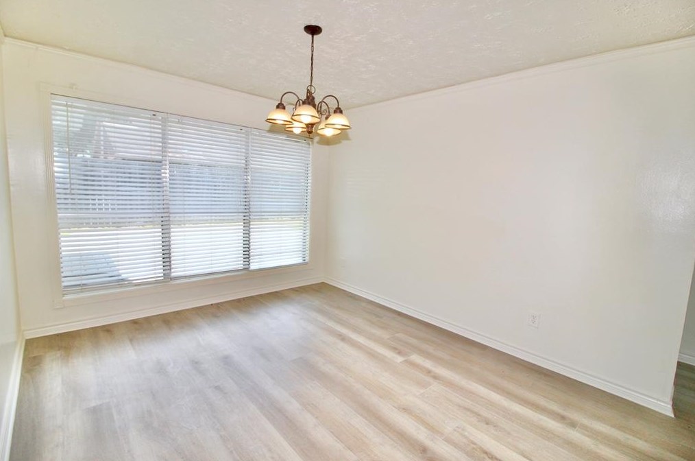 2118 Creekshire Dr, Sugar Land TX  77478-5237 exterior