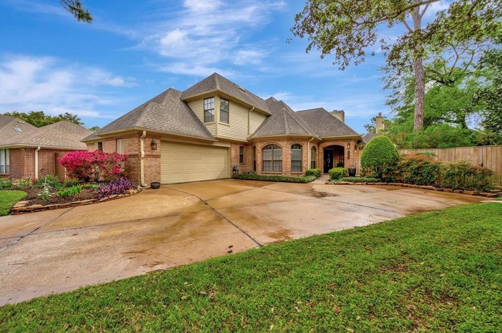 2006 Spring Field Rd, Houston, TX 77062-4769