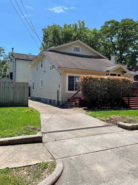 1209 Willard St, Houston, TX 77006