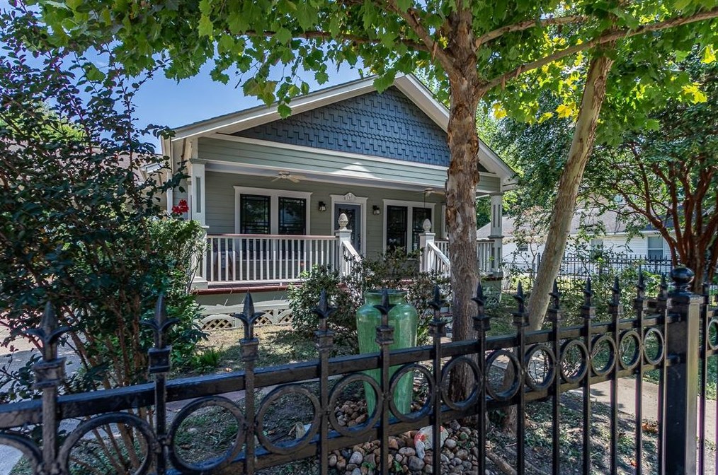 1321 W 21st St, Houston, TX 77008