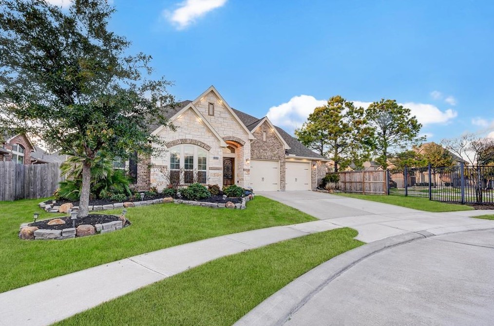 10519 Kicking Horse Pass, Cypress, TX 77433