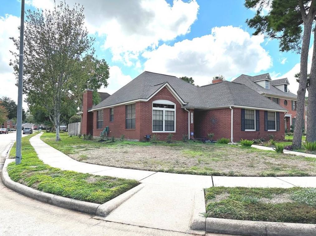 16731 Township Meadows Ct, Houston, TX 77095