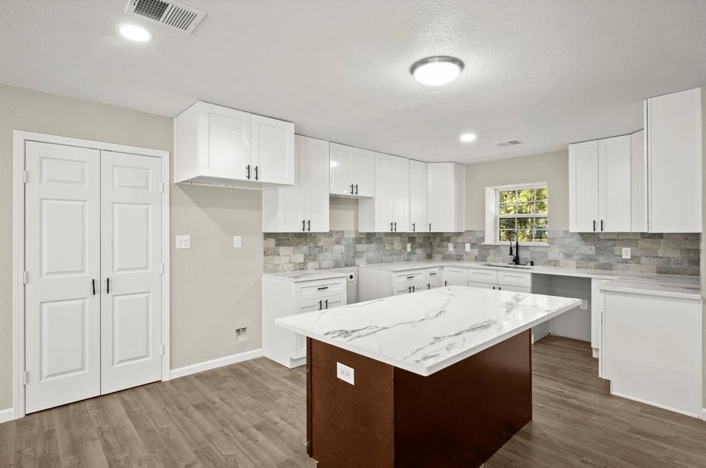 11579 Newton Cir, Conroe, TX 77303