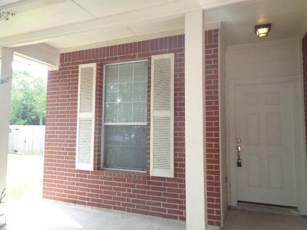 13911 Veera Ln, Sugar Land, TX 77498