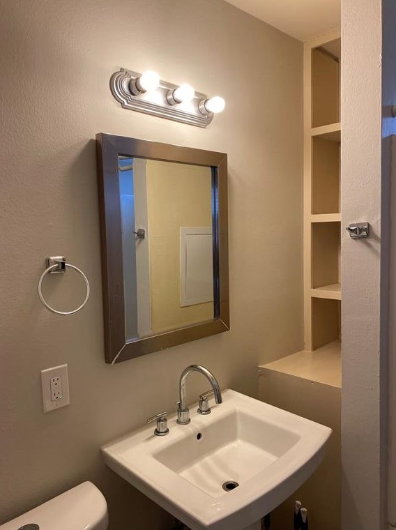 3811 Mcduffie #a, Houston, TX 77098