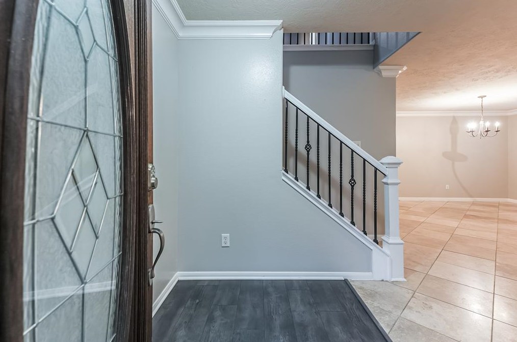 14007 Tealcrest Ln, Houston TX  77047-3283 exterior