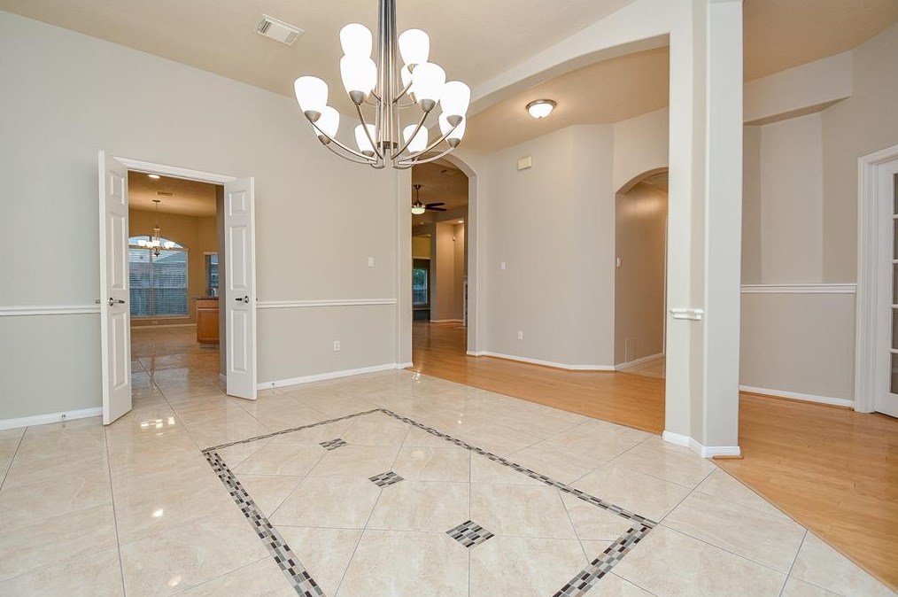 1114 Peacham Ct, Fresno, TX 77545
