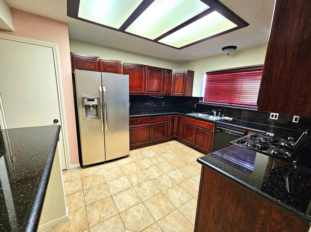 12110 Hedgedown Dr, Houston, TX 77065