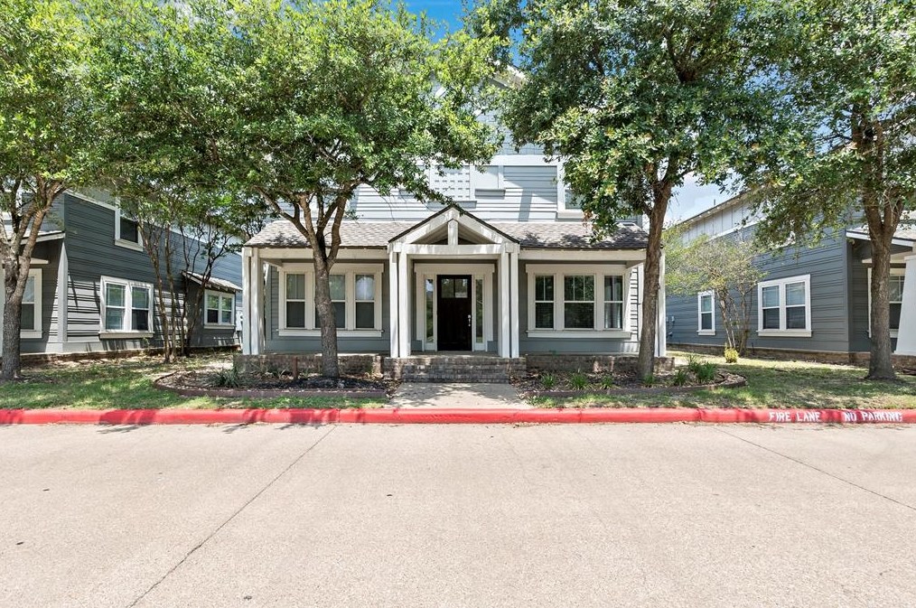 1725 Harvey Mitchell Pkwy S #1112, College Station, TX 77840