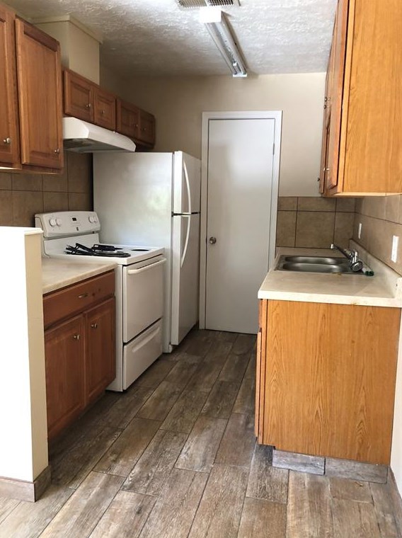 760 Cline St #5, Huntsville, TX 77340