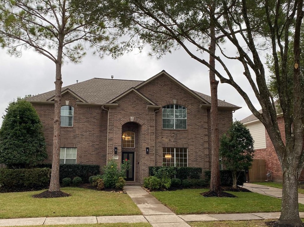 2393 Golden Shores Ln, League City, TX 77573