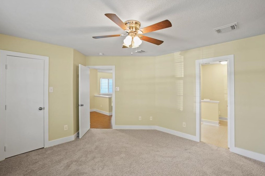 3947 Carriage Park Row, Missouri City TX  77459-2448 exterior