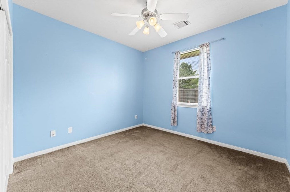 12043 Bogey Way, Pearland TX  exterior