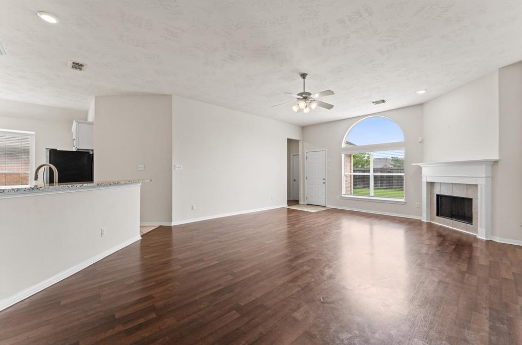 12043 Bogey Way, Pearland TX  exterior