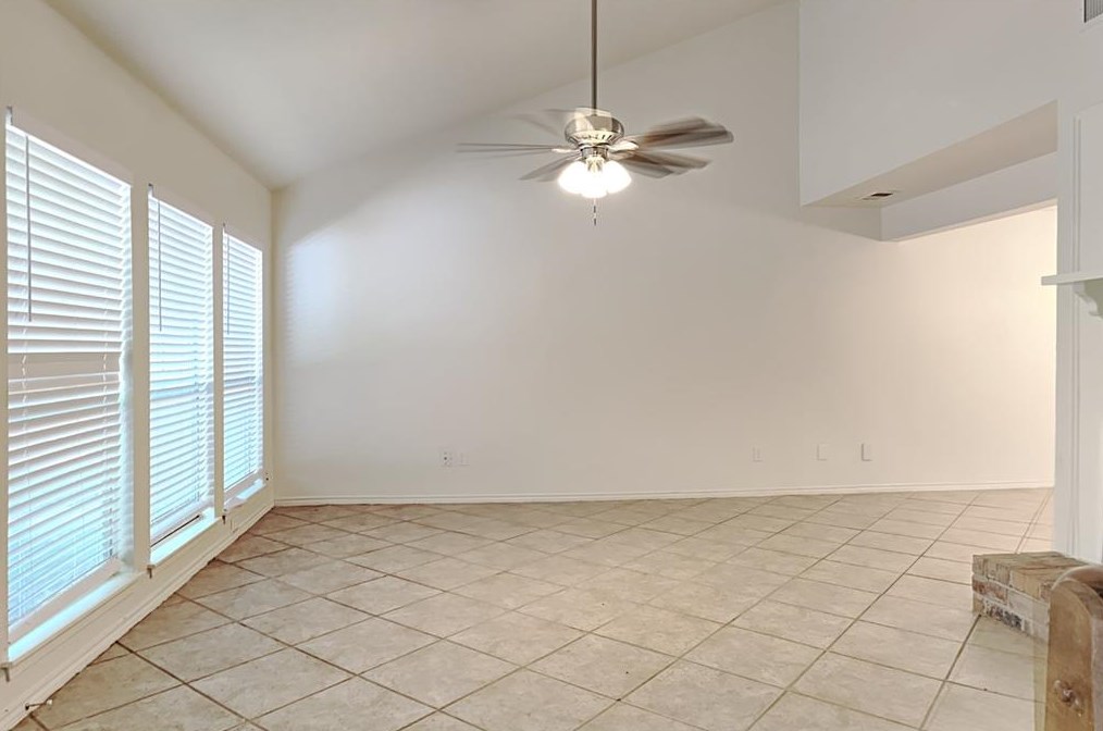 1 Basal Briar Ct, Spring TX  77381-3449 exterior