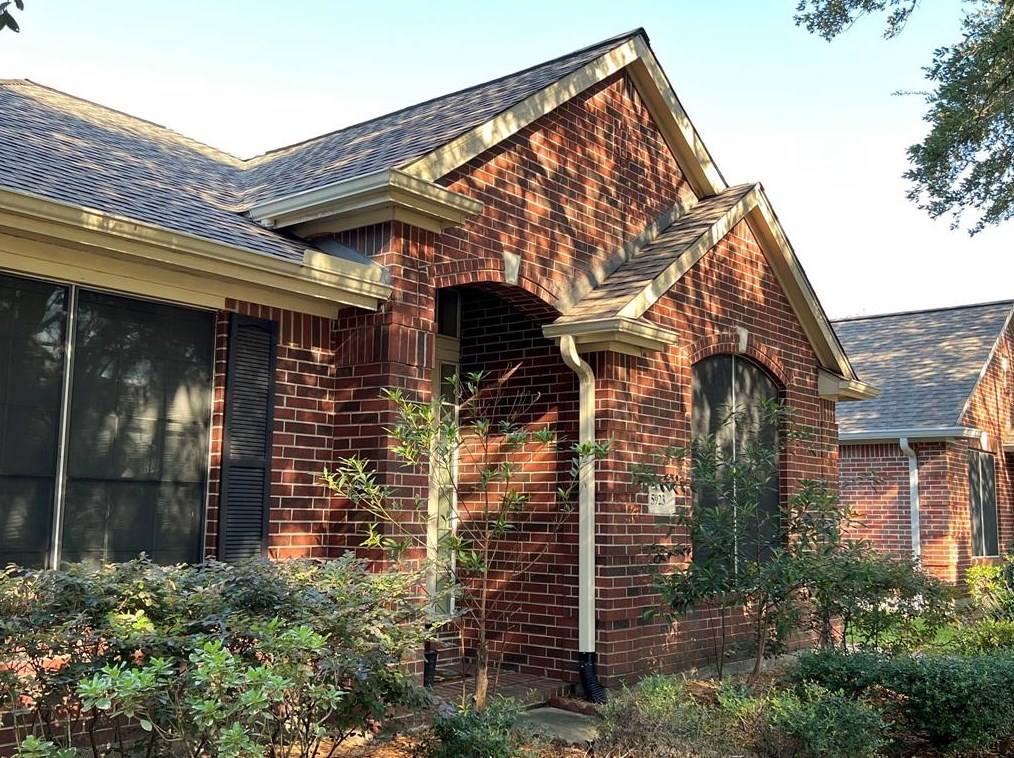5923 Pebble Bank Ln, Houston, TX 77041-6840
