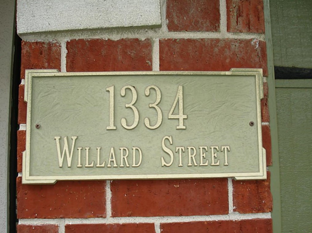 1334 Willard St, Houston, TX 77006