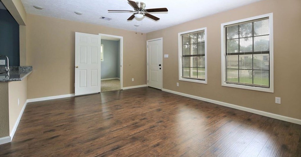 5126 Northridge Dr, Houston, TX 77033