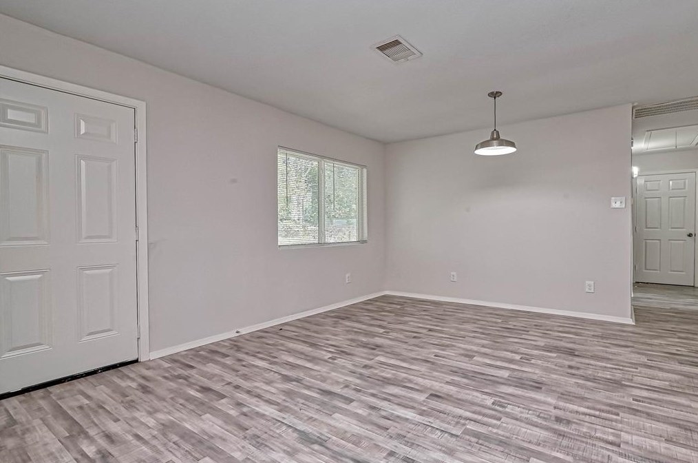 6419 Mohawk St, Houston TX 77016-2002 exterior