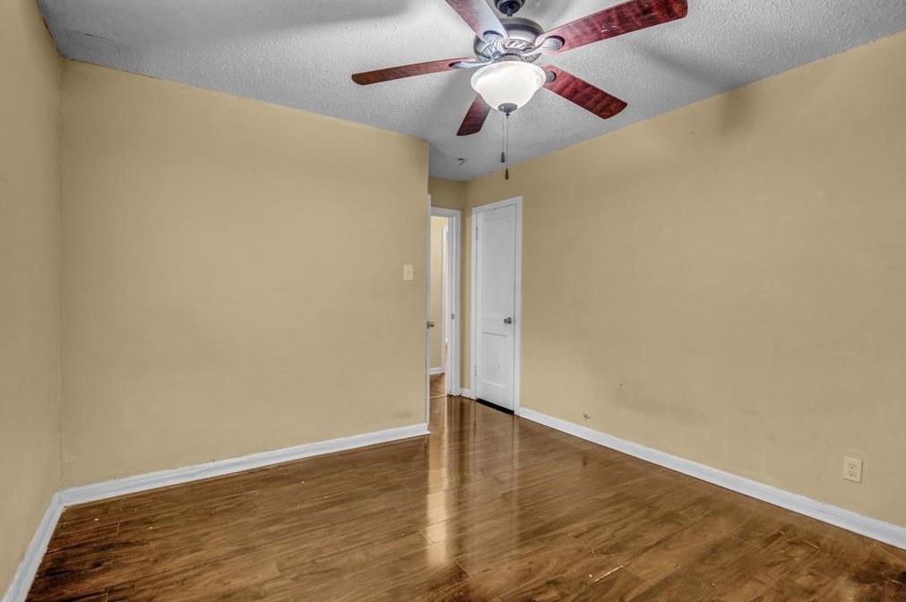 7618 Mossrose, Houston TX  77087-2603 exterior