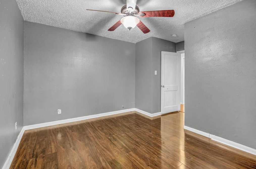 7618 Mossrose, Houston TX  77087-2603 exterior