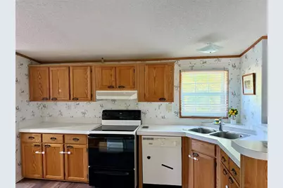 13556 Needham Place, Willis, TX 77318 - Photo 6