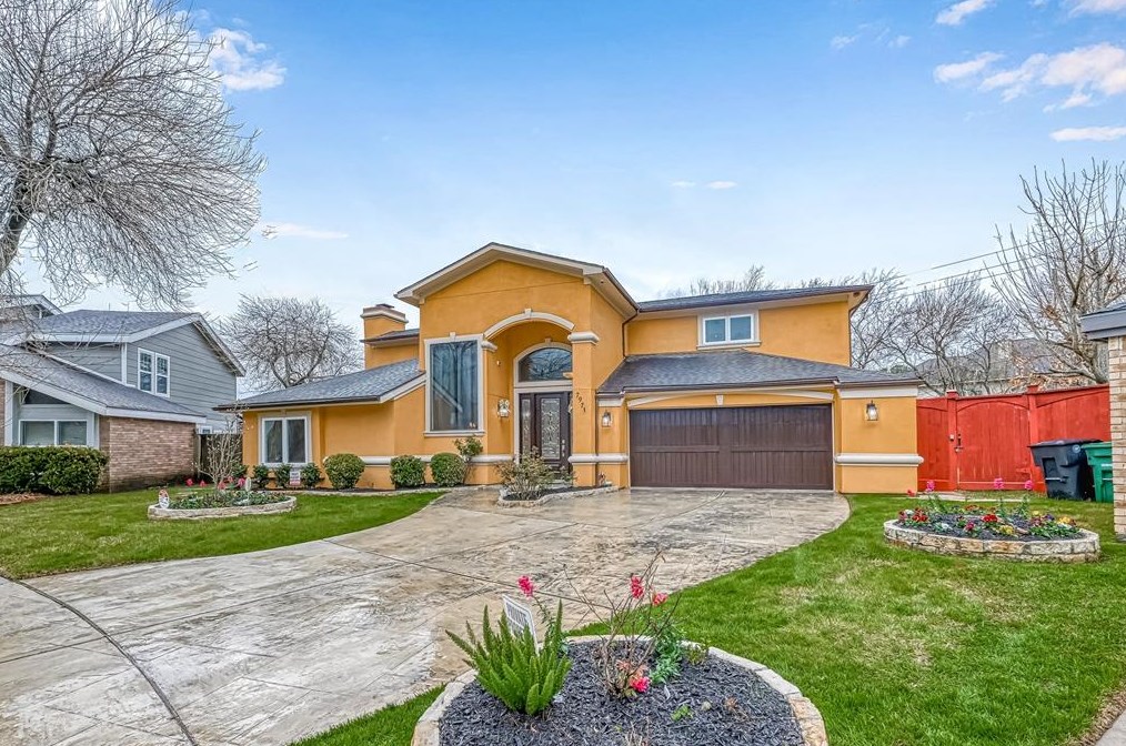 7971 Candlegreen Ln, Houston, TX 77071-2735