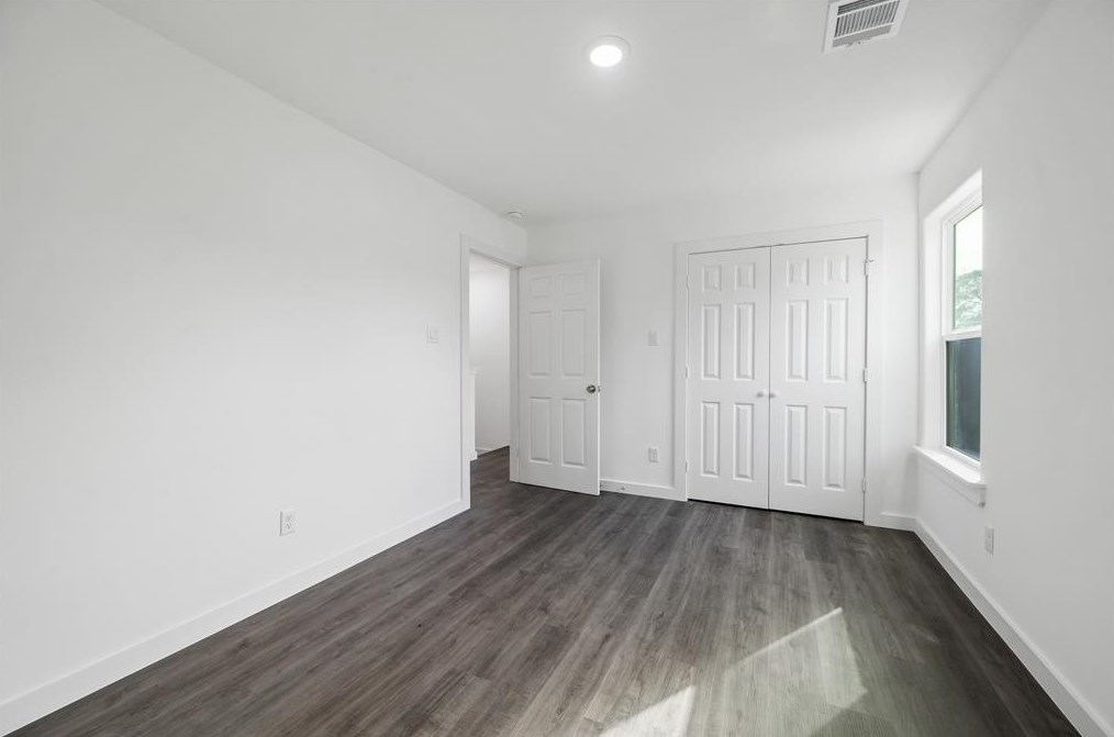 7629 Sundown Dr, Houston TX  77028-1742 exterior