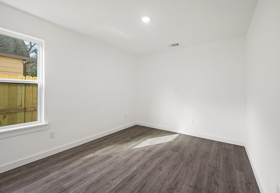 7629 Sundown Dr, Houston TX  77028-1742 exterior