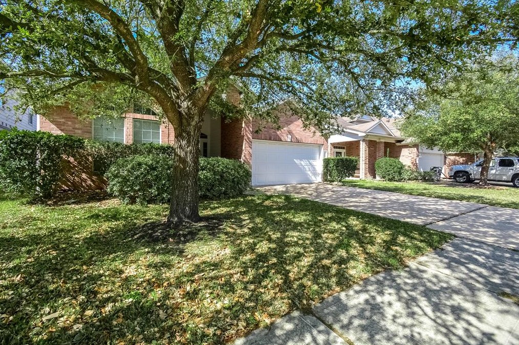 20943 Kirkland Woods Dr, Houston, TX 77095